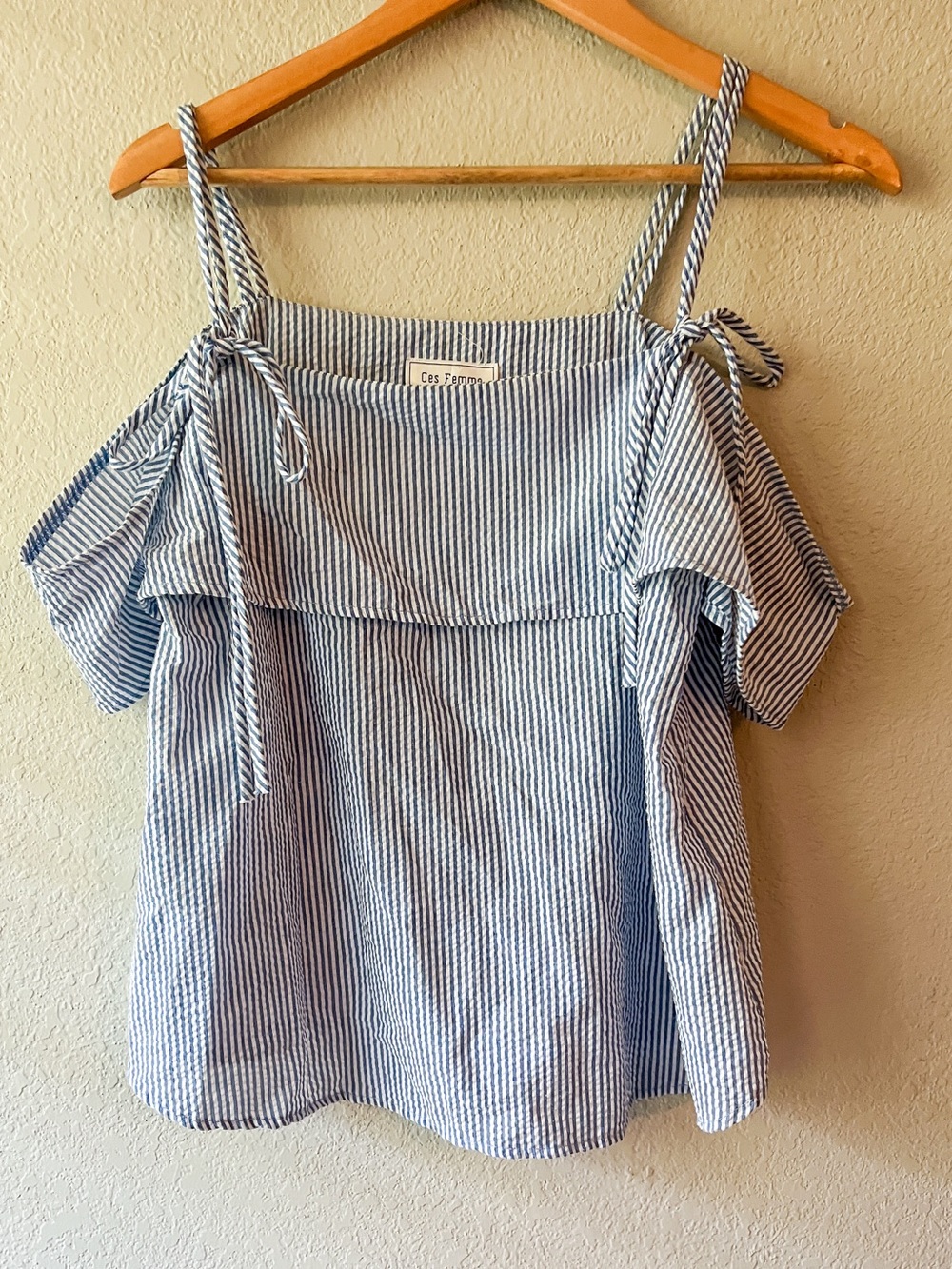 Ces Femme Blue and White Striped Off the Shoulder Tie Camisole Large